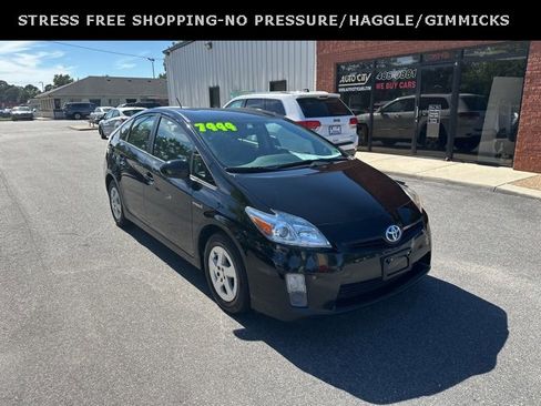 Used 2010 Toyota Prius Three image 18