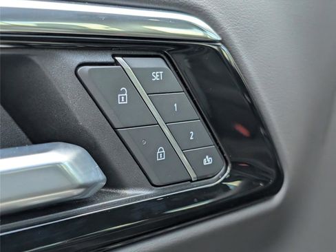 Used 2025 Chevrolet Tahoe Z71 w/ Z71 Off-Road Package image 15