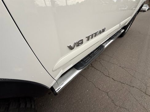 Used 2012 Nissan Titan PRO-4X image 7