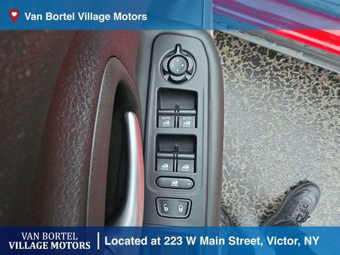 Used 2017 Jeep Renegade Limited w/ Safety & Security Group image 11