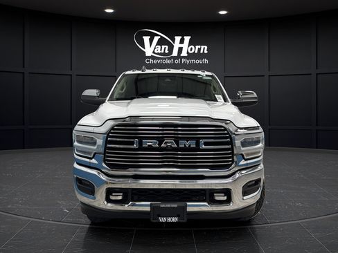 Used 2019 RAM 2500 Laramie AWD/4WD image 2