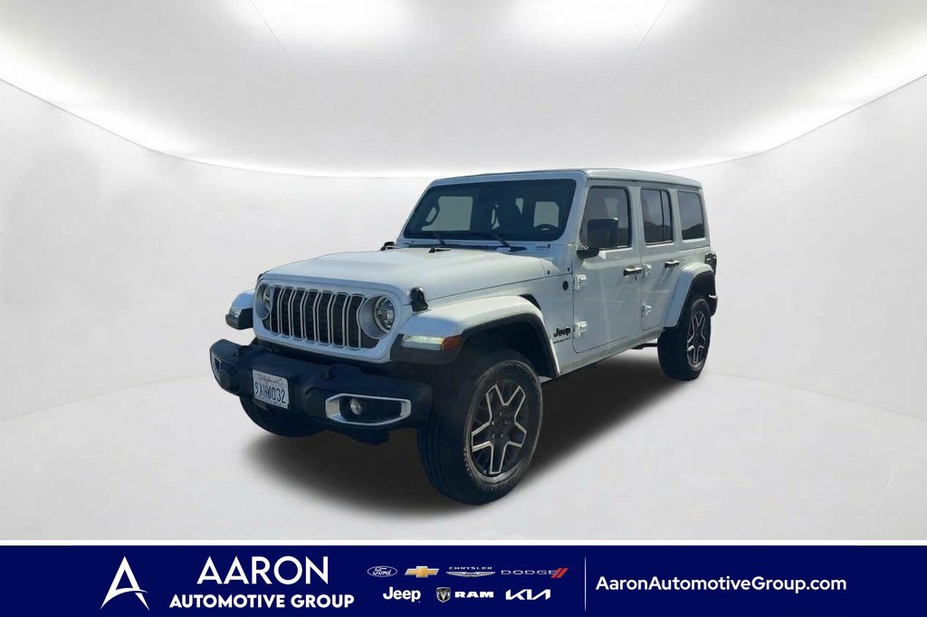 Used 2026 Jeep Wrangler Unlimited Sahara AWD/4WD image 1