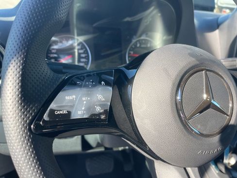 Used 2025 Mercedes-Benz Sprinter 2500 image 12