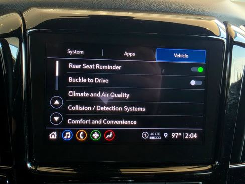 Used 2023 Chevrolet Traverse LT FWD image 52