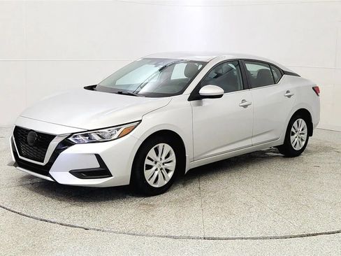 Used 2022 Nissan Sentra S image 3