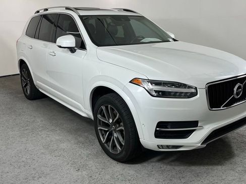 Used 2018 Volvo XC90 T5 Momentum w/ Convenience Package AWD/4WD image 1