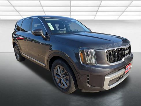 Used 2023 Kia Telluride LX AWD/4WD image 1