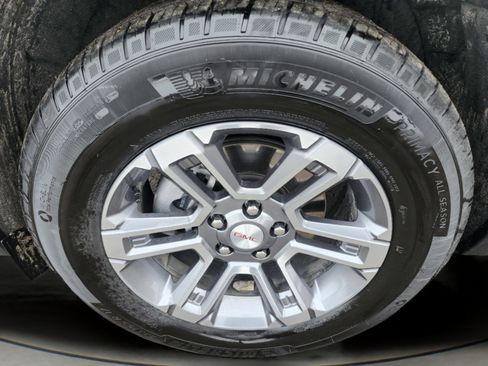 Used 2025 GMC Terrain Elevation AWD/4WD image 30
