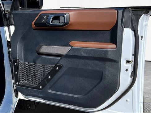 Used 2022 Ford Bronco Outer Banks image 19