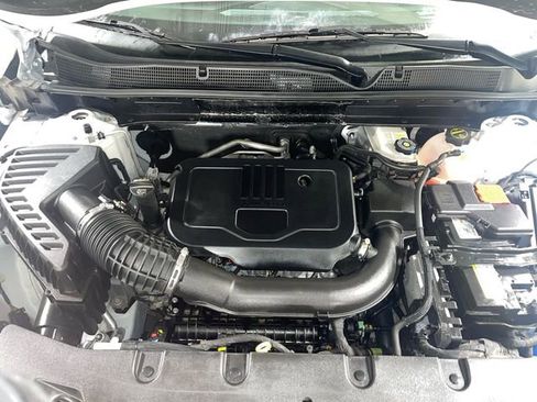 Used 2025 Chevrolet Blazer LT AWD/4WD image 25