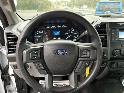 Used 2021 Ford F250 XL w/ Power Equipment Group image 10