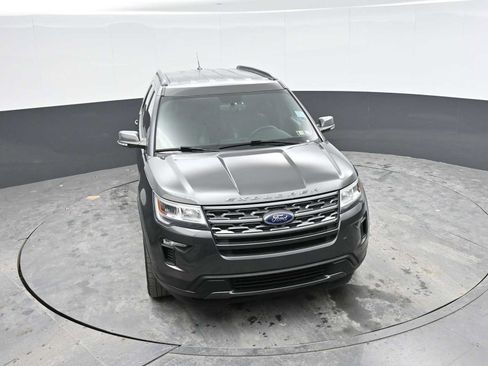 Used 2019 Ford Explorer XLT w/ Equipment Group 202A AWD/4WD image 38