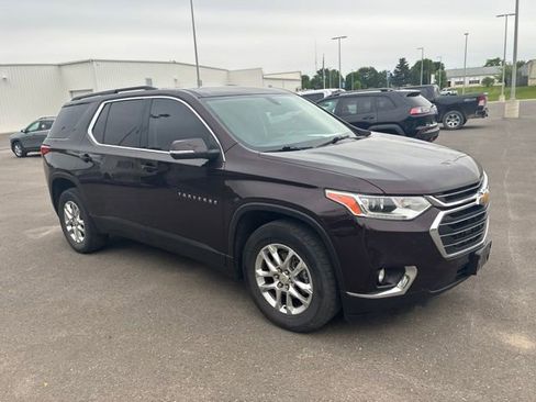 Used 2021 Chevrolet Traverse LT AWD/4WD image 6