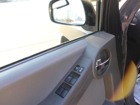 Used 2008 Nissan Xterra S image 10