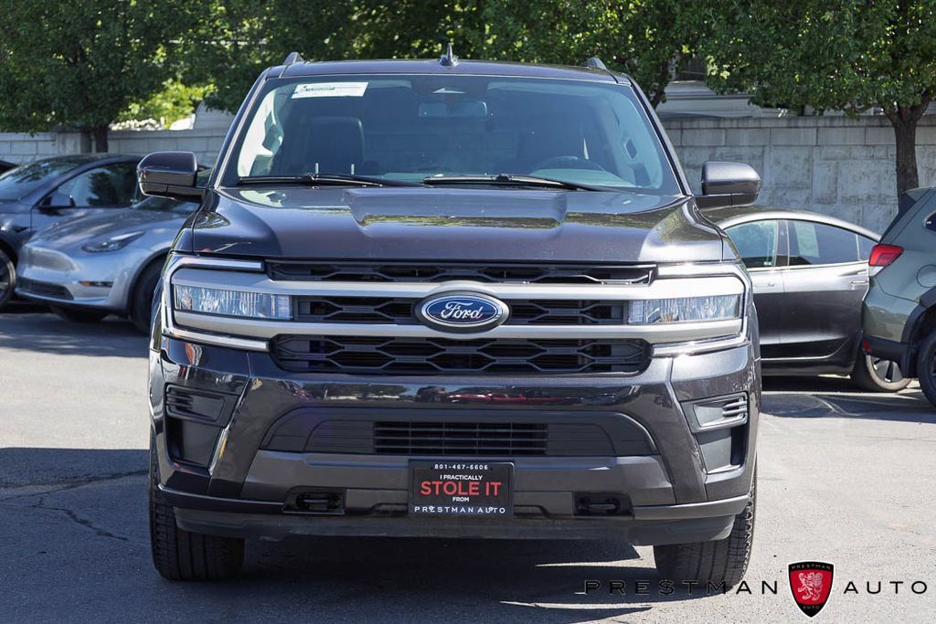 Used 2024 Ford Expedition XLT AWD/4WD image 14