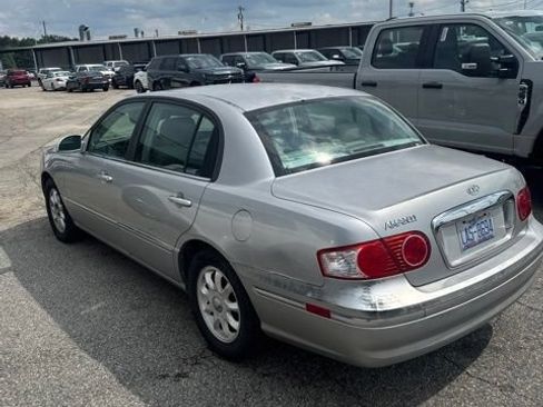 Used 2005 Kia Amanti FWD image 6