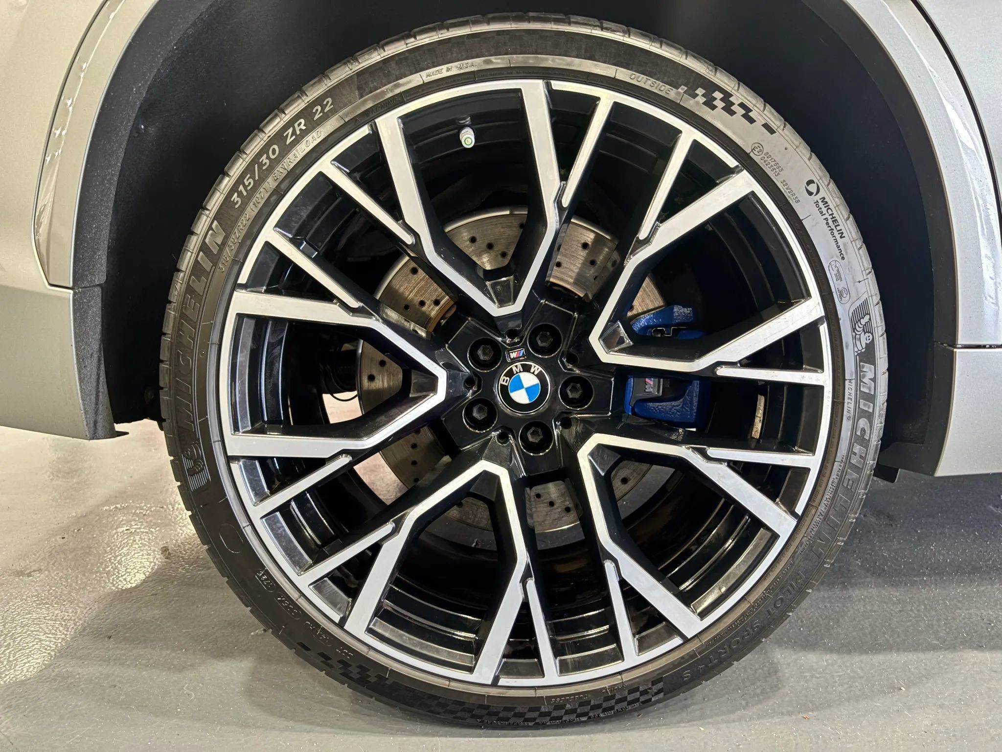 Used 2020 BMW X5 M w/ Executive Package AWD/4WD image 58