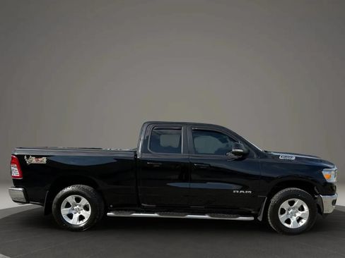 Used 2021 RAM 1500 Big Horn AWD/4WD image 3