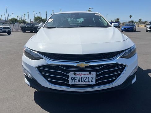 Used 2023 Chevrolet Malibu LT FWD image 2