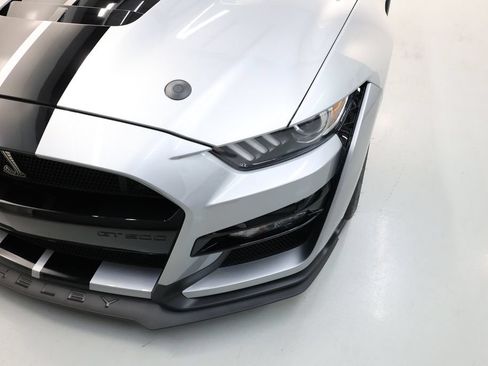 Used 2020 Ford Mustang Shelby GT500 w/ Carbon Fiber Track Pack RWD image 59