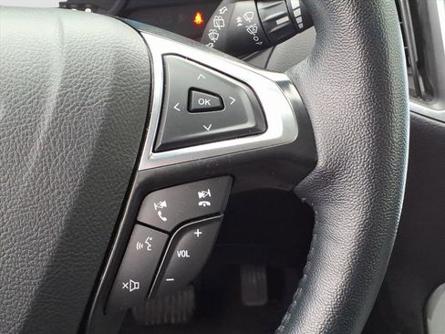 Used 2024 Ford Edge Titanium image 27