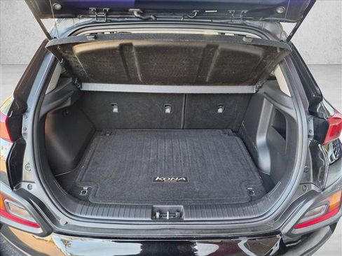 Used 2018 Hyundai Kona SEL w/ SEL Tech Package 02 FWD image 6