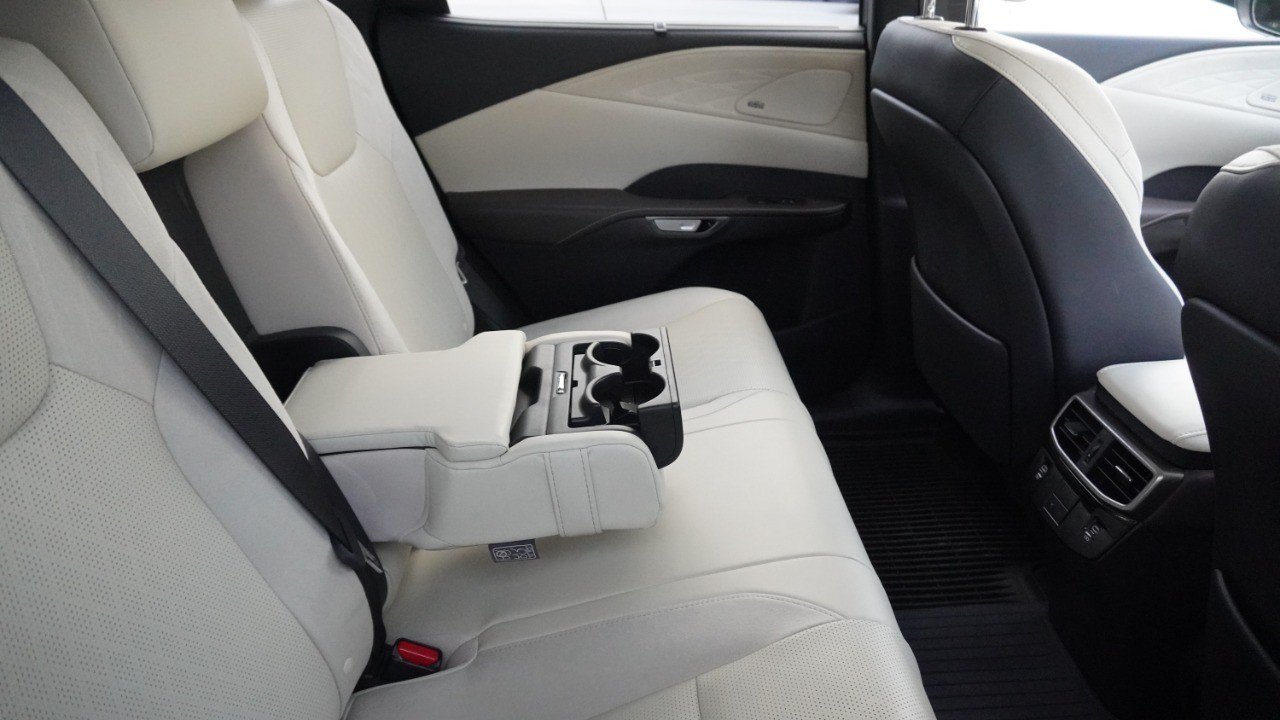 Used 2023 Lexus RX 350 FWD w/ Accessory Package (Z1) image 11