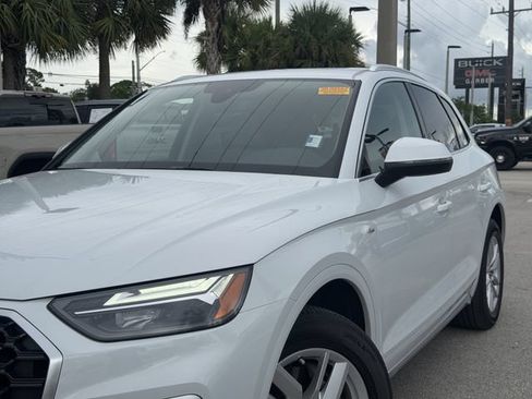 Used 2022 Audi Q5 2.0T Premium AWD/4WD image 6