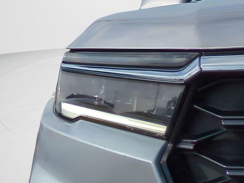 Used 2024 Honda Pilot Touring image 30