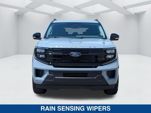 New 2026 Ford Expedition Active RWD image 10
