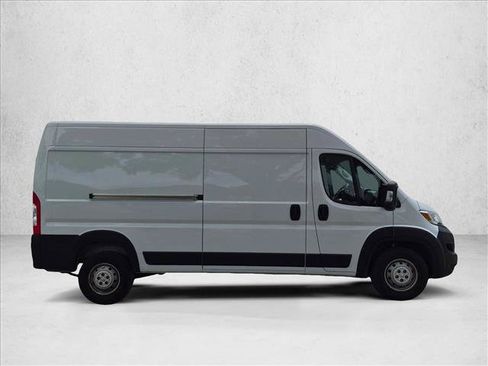 Used 2023 RAM ProMaster 2500 FWD image 4