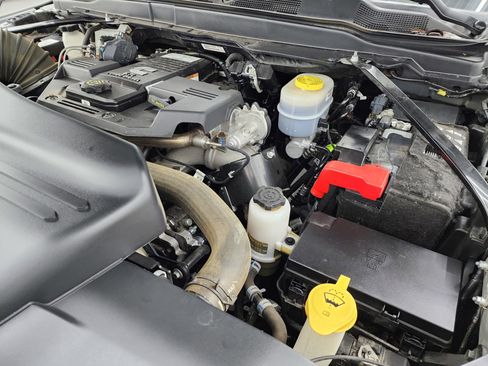 Used 2024 RAM 3500 Big Horn w/ Night Edition image 20