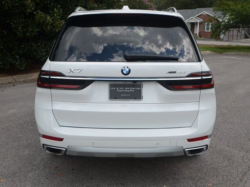 Used 2025 BMW X7 xDrive40i w/ Premium Package AWD/4WD image 22
