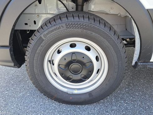 New 2026 Ford Transit 250 148 Medium Roof w/ Load Area Protection Package RWD image 6