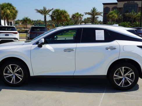Used 2025 Lexus RX 350 Premium w/ Convenience Package FWD image 5