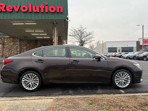 Used 2013 Lexus ES 350 w/ Luxury Pkg image 8