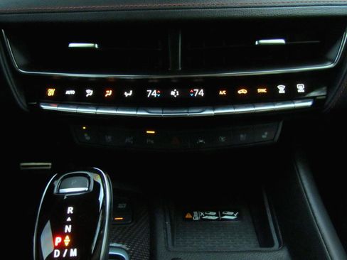 Used 2025 Cadillac CT5 V RWD image 19