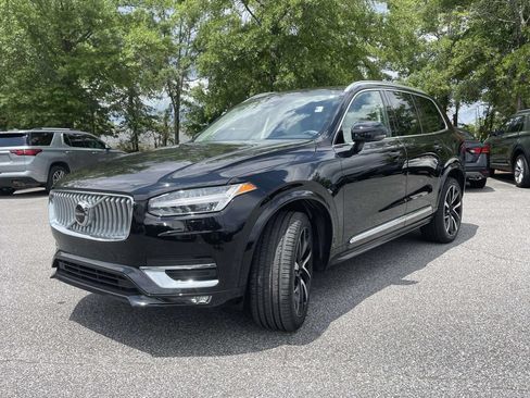 Used 2025 Volvo XC90 B5 Plus w/ Protection Package Premier AWD/4WD image 7