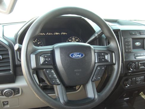 Used 2018 Ford F150 XL w/ Equipment Group 101A Mid image 8