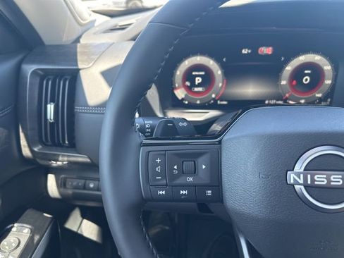 New 2026 Nissan Pathfinder Platinum AWD/4WD image 19