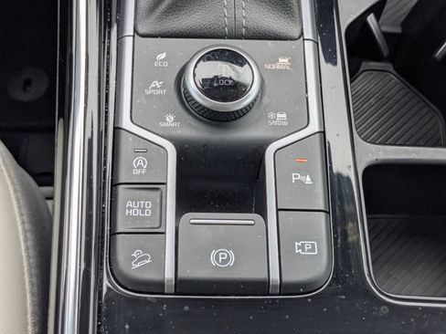 Certified 2024 Kia Sorento SX AWD/4WD image 33