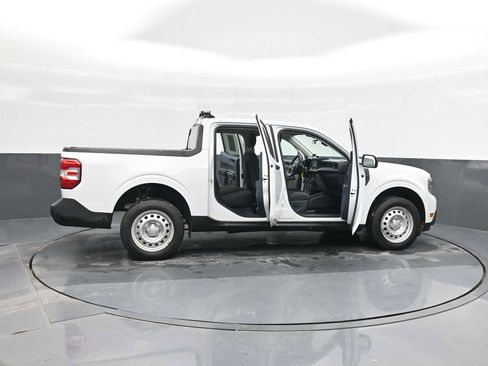 Used 2022 Ford Maverick XL image 38