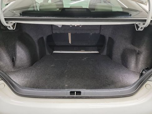 Used 2012 Toyota Camry LE image 24