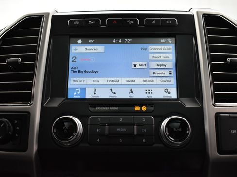 Used 2019 Ford F250 Platinum w/ Platinum Ultimate Package image 34