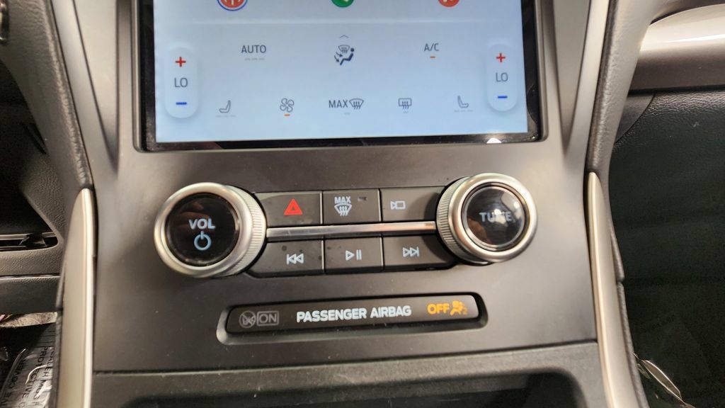 Used 2024 Ford Edge SEL AWD/4WD image 27