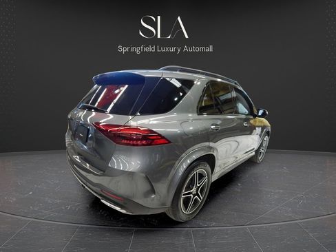 Used 2024 Mercedes-Benz GLE 350 4MATIC w/ AMG Line Exterior image 4