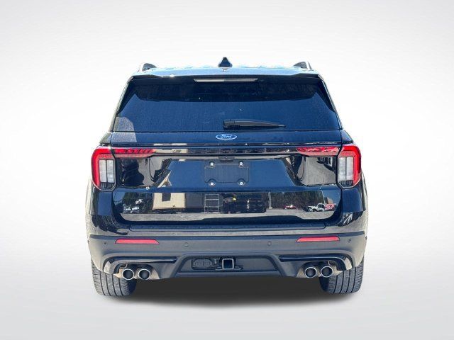 Used 2025 Ford Explorer ST AWD/4WD image 4