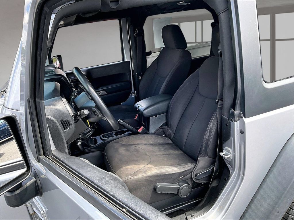 Used 2013 Jeep Wrangler Sport AWD/4WD image 23