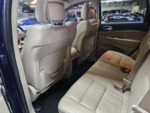 Used 2014 Jeep Grand Cherokee Limited w/ Trailer Tow Group IV image 16