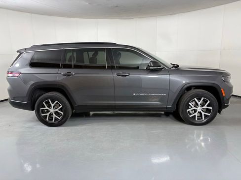 Used 2024 Jeep Grand Cherokee L Limited w/ Luxury Tech Group II AWD/4WD image 9